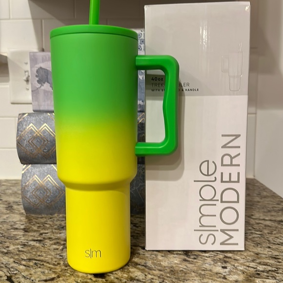 Simple Modern Other - 40oz Simple Modern Trek Tumbler Limey Light NWT